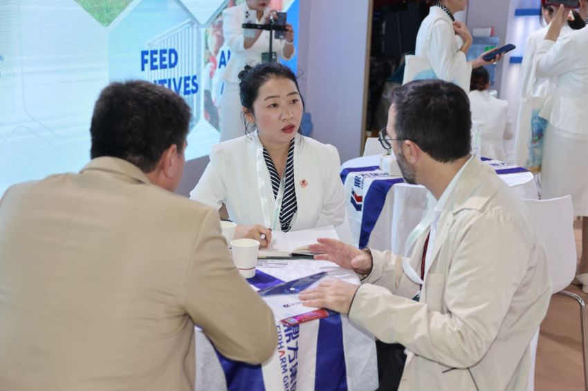 和记H88亮相上海CPHI